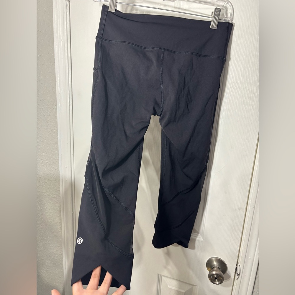 lululemon athletica Black Cropped Leggings